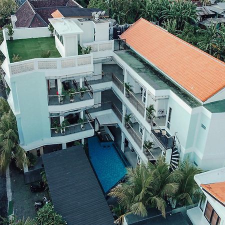 Coco & Pineapple Pants Hostel Canggu Exterior foto