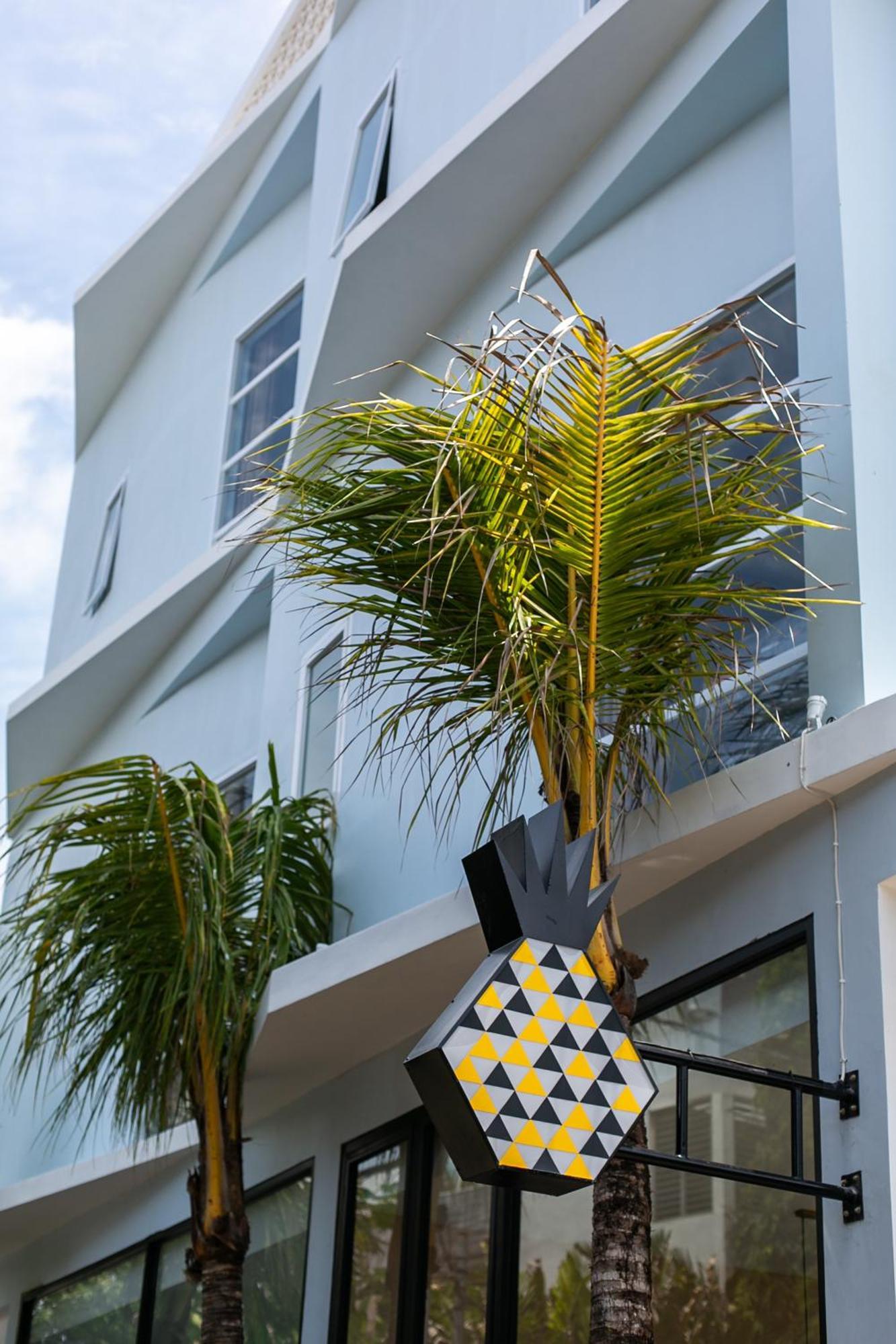 Coco & Pineapple Pants Hostel Canggu Exterior foto